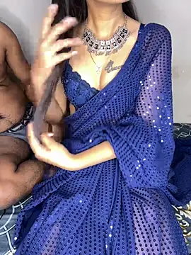 Suhu love online show from 10-23-25, 05:33