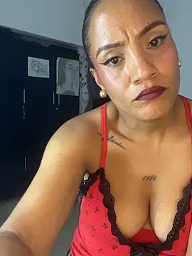 AdelaHaneix online show from 11-11-25, 07:25