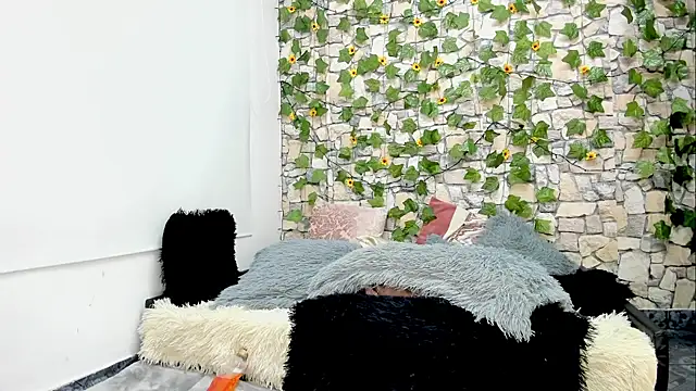 Pandora gu online show from 12-13-24, 05:10