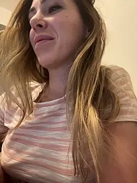 RaquelleDevon online show from 01-27-25, 09:44