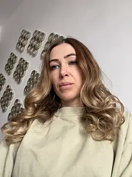 RaquelleDevon online show from 02-16-25, 11:16