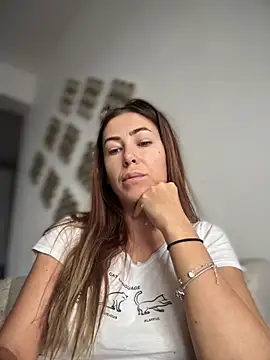 RaquelleDevon online show from 11-06-25, 08:48