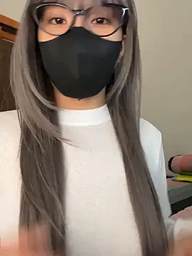 Lilisa miu online show from 06-18-26, 05:28