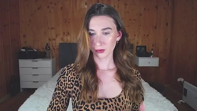 KellyBeeal online show from 01-17-25, 12:10