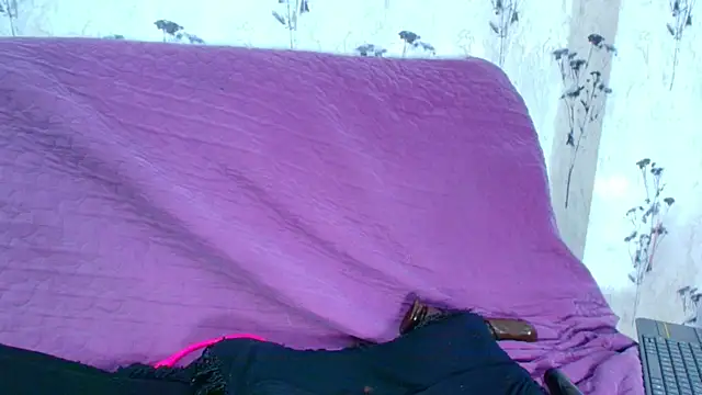 Mia candy 0 online show from 02-10-25, 03:10