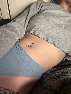 indie-rayne online show from 03-06-25, 04:41