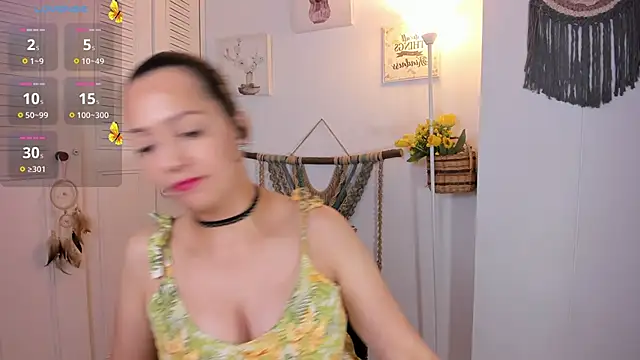 anaruiz  online show from 11-06-25, 02:12