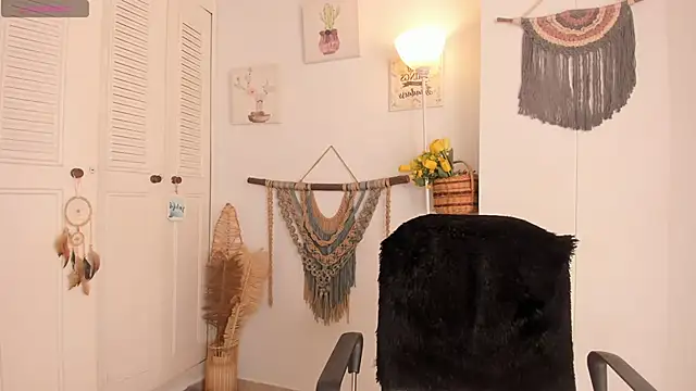 anaruiz  online show from 03-14-26, 09:20