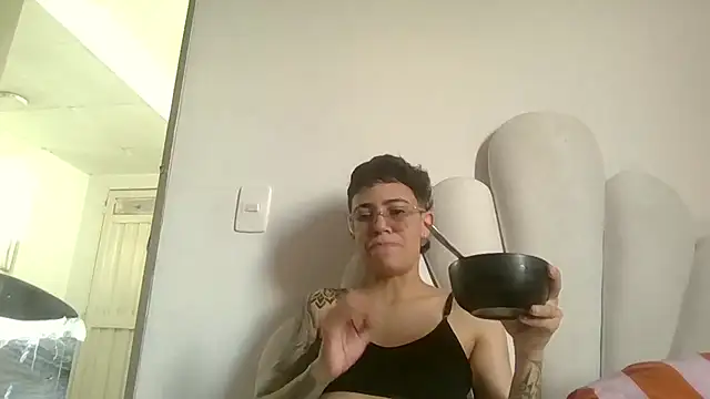 Cutie Shy  online show from 07-28-26, 02:13