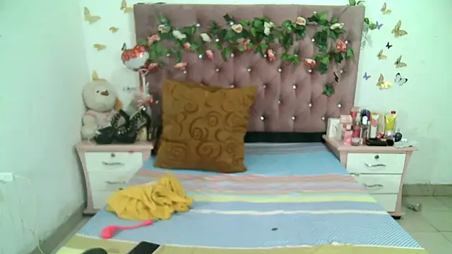 ValeriaTsx online show from 10-29-25, 11:56