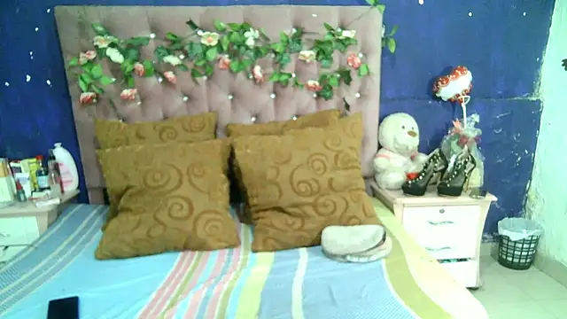 ValeriaTsx online show from 12-14-25, 11:48