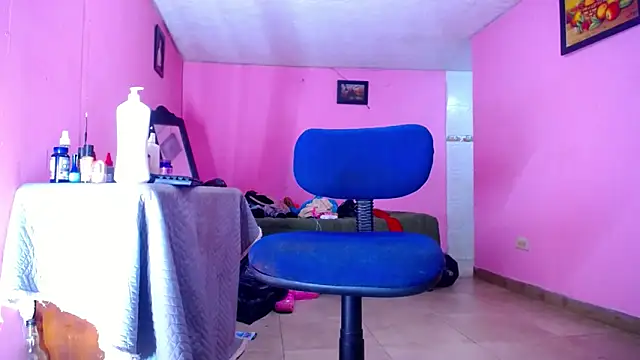 jessica Badenoch online show from 12-22-24, 03:44