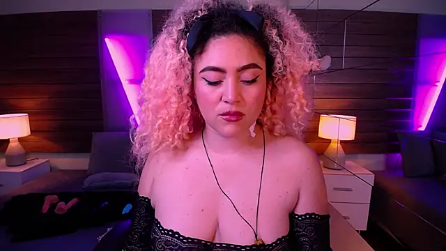 Snapshot of Kateryn_ chatting on 02-11-25, 12:49 Kateryn online show from 02-11-25, 12:49