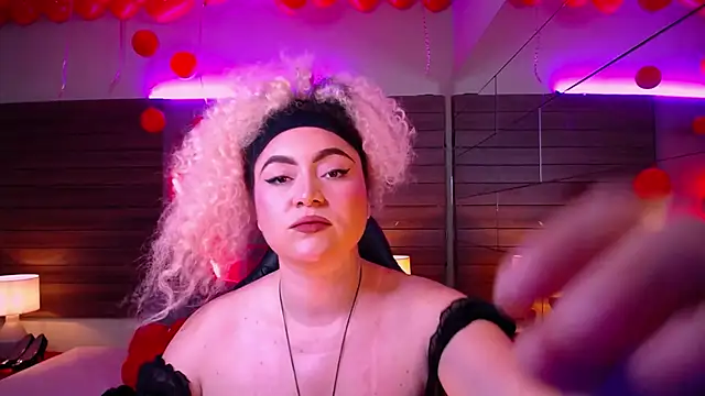 Snapshot of Kateryn_ chatting on 02-24-25, 11:19 Kateryn online show from 02-24-25, 11:19