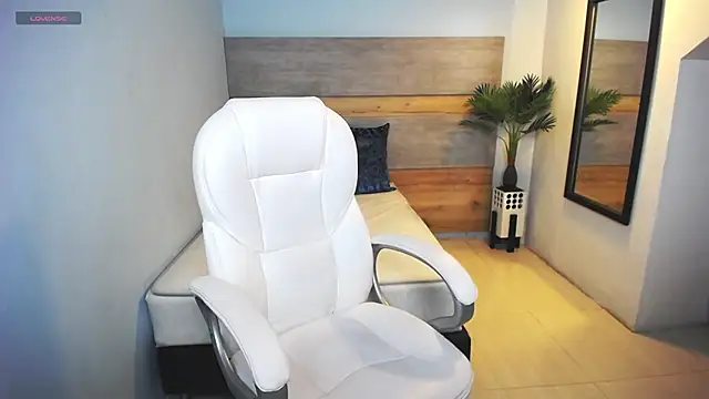 Snapshot of liseth_fox chatting on 02-04-25, 07:22 liseth fox online show from 02-04-25, 07:22