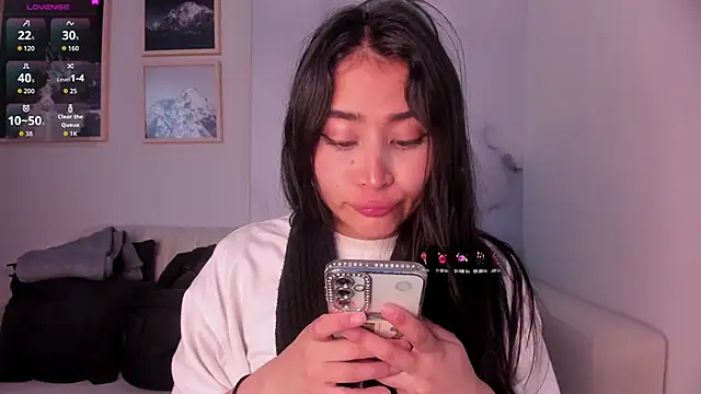 Snapshot of lara_madisson chatting on 09-13-25, 05:40 lara madisson online show from 09-13-25, 05:40