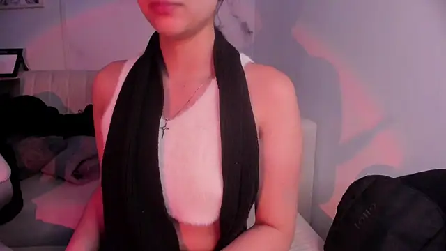 Snapshot of lara_madisson chatting on 09-18-25, 05:53 lara madisson online show from 09-18-25, 05:53