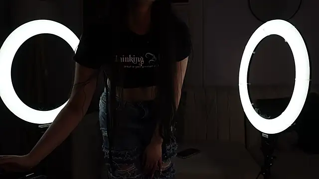 Snapshot of lara_madisson chatting on 11-10-25, 04:55 lara madisson online show from 11-10-25, 04:55