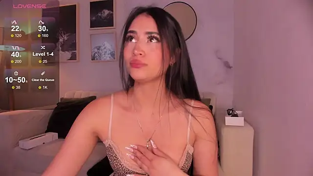 Snapshot of lara_madisson chatting on 11-17-25, 05:57 lara madisson online show from 11-17-25, 05:57