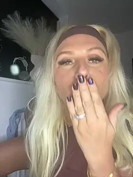 Arabellalee23 online show from 01-08-25, 09:55