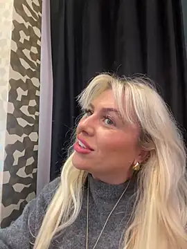 Arabellalee23 online show from 01-30-25, 05:17