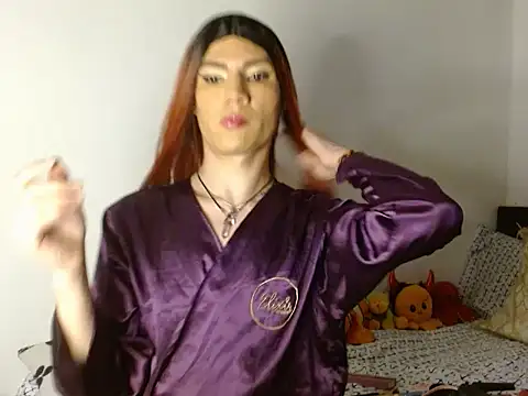 luna grans 777 online show from 01-12-25, 04:21