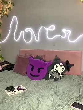 Snapshot of YouliteSllut2 chatting on 12-22-24, 02:38 YouliteSllut2 online show from 12-22-24, 02:38