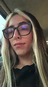 Snapshot of YouliteSllut2 chatting on 02-27-25, 11:15 YouliteSllut2 online show from 02-27-25, 11:15