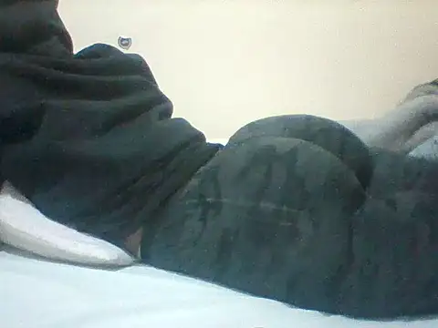 Snapshot of sweetangel41 chatting on 07-08-26, 11:09 sweetangel41 online show from 07-08-26, 11:09