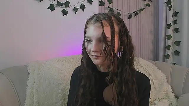 Snapshot of CindyGarrison chatting on 01-17-25, 03:12 CindyGarrison online show from 01-17-25, 03:12