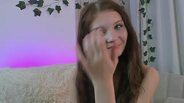 Snapshot of CindyGarrison chatting on 01-22-25, 03:20 CindyGarrison online show from 01-22-25, 03:20