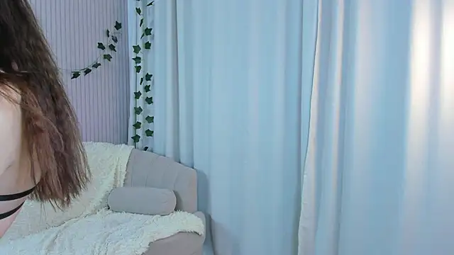 Snapshot of CindyGarrison chatting on 01-29-25, 04:47 CindyGarrison online show from 01-29-25, 04:47