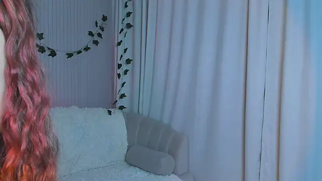 Snapshot of CindyGarrison chatting on 02-23-25, 03:24 CindyGarrison online show from 02-23-25, 03:24