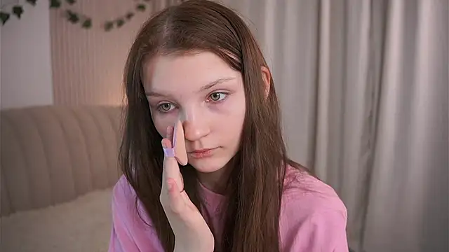 Snapshot of CindyGarrison chatting on 03-14-25, 12:54 CindyGarrison online show from 03-14-25, 12:54