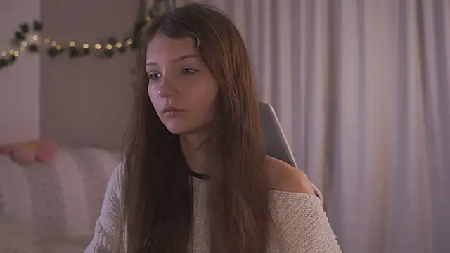 Snapshot of CindyGarrison chatting on 10-27-25, 01:20 CindyGarrison online show from 10-27-25, 01:20