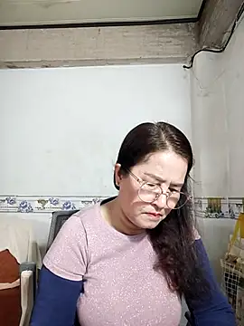 Snapshot of phnz chatting on 09-11-25, 01:49 phnz online show from 09-11-25, 01:49