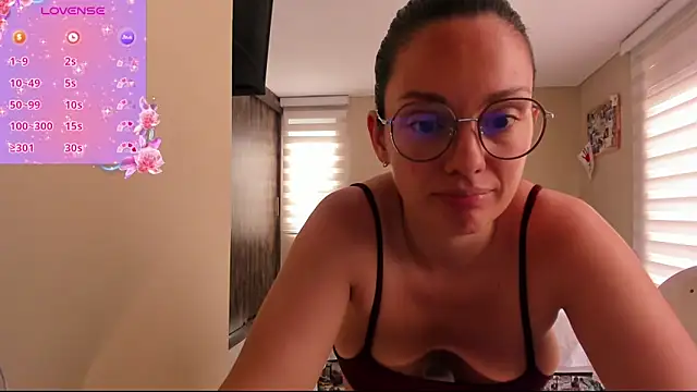 anabel 025 online show from 06-10-26, 03:44
