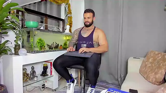 Johnnygrayson1 online show from 12-18-24, 12:21