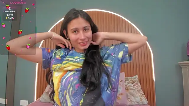 Snapshot of NayeCloud chatting on 12-02-25, 03:34 NayeCloud online show from 12-02-25, 03:34