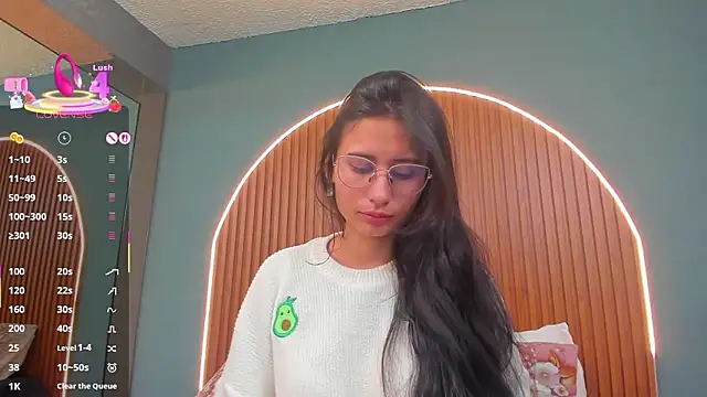 Snapshot of NayeCloud chatting on 01-08-26, 03:42 NayeCloud online show from 01-08-26, 03:42