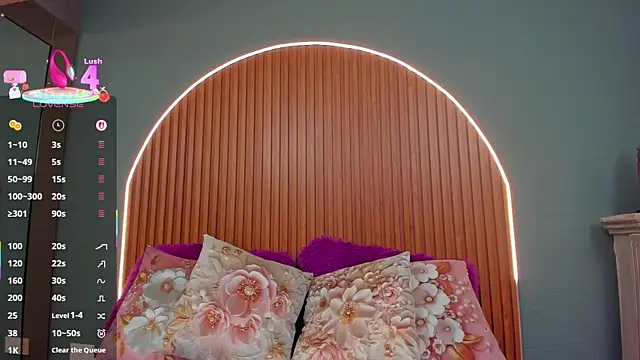 Snapshot of NayeCloud chatting on 01-11-26, 03:44 NayeCloud online show from 01-11-26, 03:44