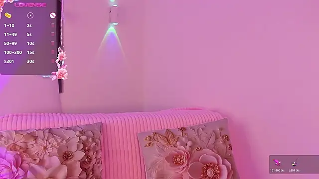 Snapshot of NayeCloud chatting on 02-11-26, 03:44 NayeCloud online show from 02-11-26, 03:44