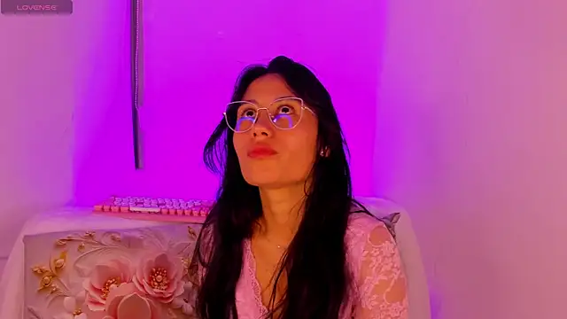 Snapshot of NayeCloud chatting on 02-27-26, 07:52 NayeCloud online show from 02-27-26, 07:52