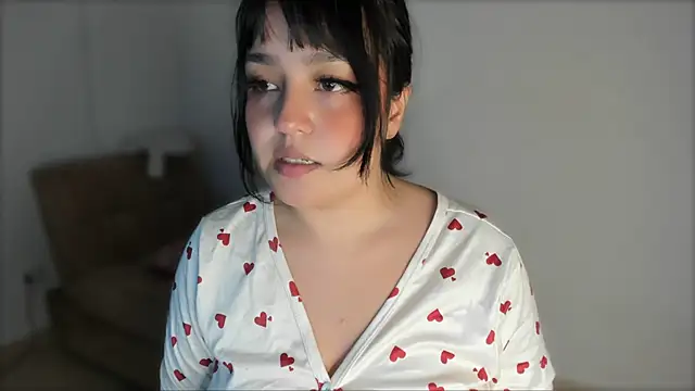 Snapshot of ValeryySoto_ chatting on 03-21-25, 04:39 ValeryySoto online show from 03-21-25, 04:39