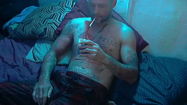 Snapshot of TheOneYouLove69 chatting on 02-24-26, 03:04 TheOneYouLove69 online show from 02-24-26, 03:04