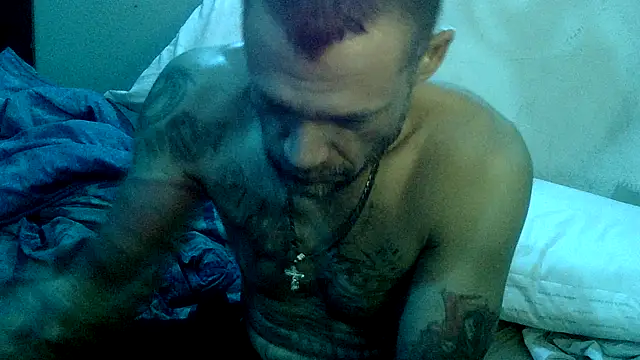 Snapshot of TheOneYouLove69 chatting on 03-01-26, 05:20 TheOneYouLove69 online show from 03-01-26, 05:20