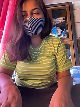 Snapshot of HaaniKaur chatting on 12-03-25, 07:49 HaaniKaur online show from 12-03-25, 07:49