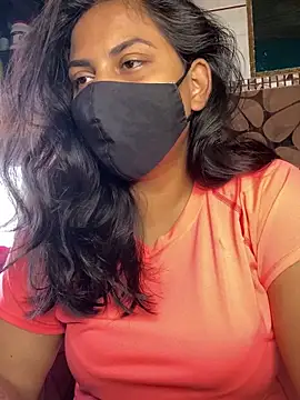 Snapshot of HaaniKaur chatting on 01-06-26, 07:56 HaaniKaur online show from 01-06-26, 07:56