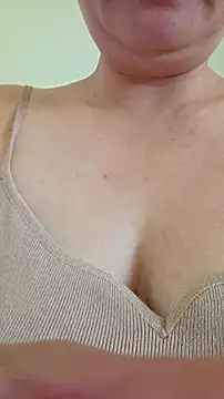 xLadyScarlettx online show from 05-20-26, 12:44