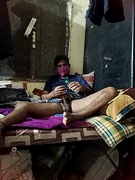 Snapshot of gaysexfun_123 chatting on 12-16-25, 12:43 gaysexfun 123 online show from 12-16-25, 12:43